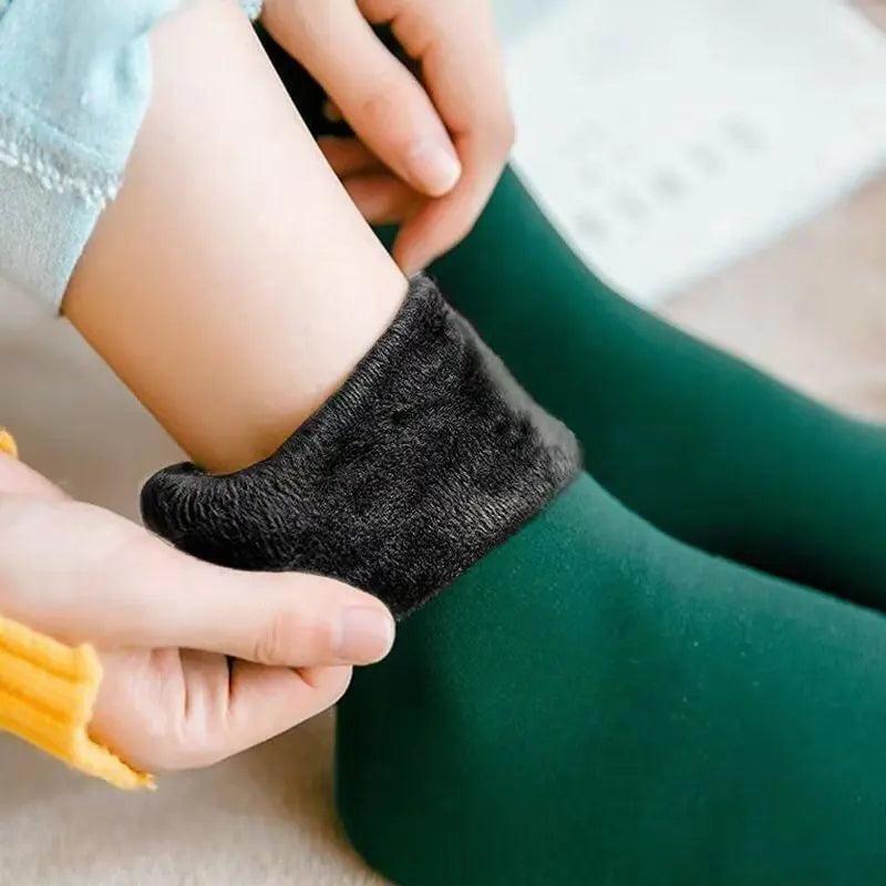 Gefütterte Socken Fleece bunte Farben Winter Schnee Warm